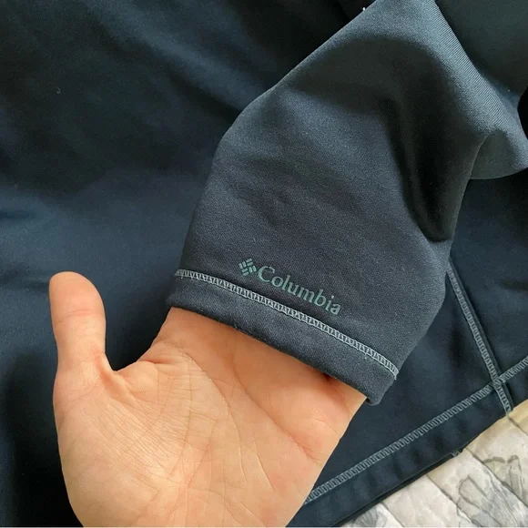 Columbia Omni-Wick Quarter Zip - Picture 6 of 10